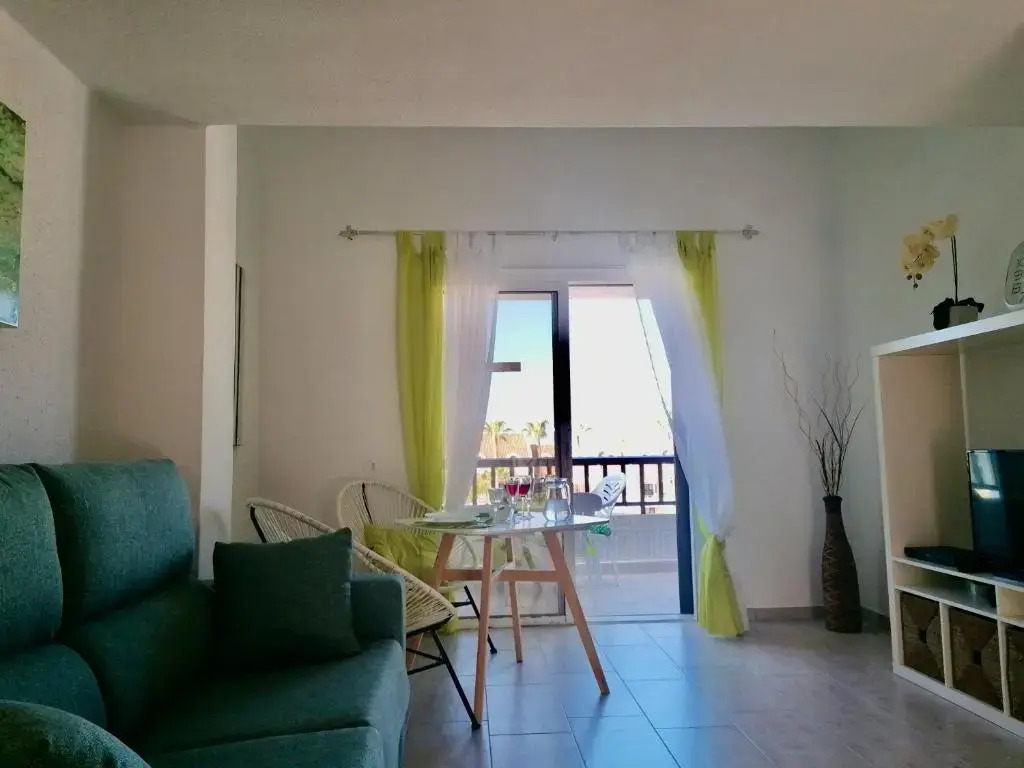 Golden View Holiday Home