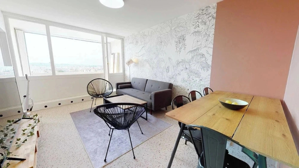 Private Room in a Shared Flat - Villeurbanne