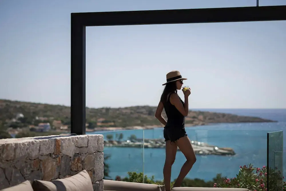 OPENNESS. House by the sea.