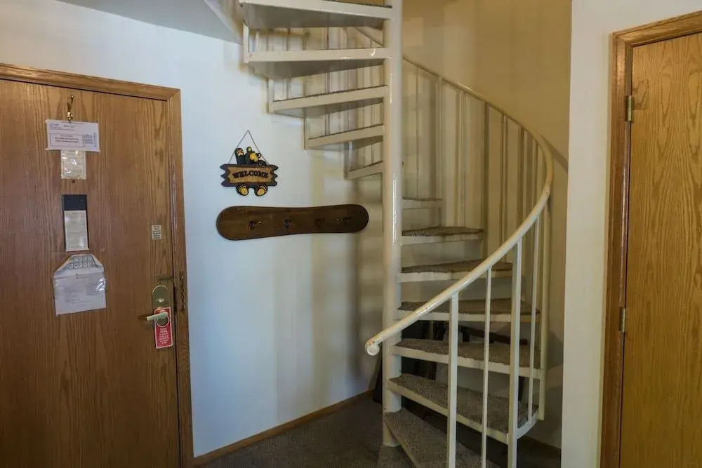 River Mtn Lodge E307