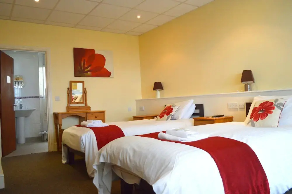 The Mumbles Carlton Hotel
