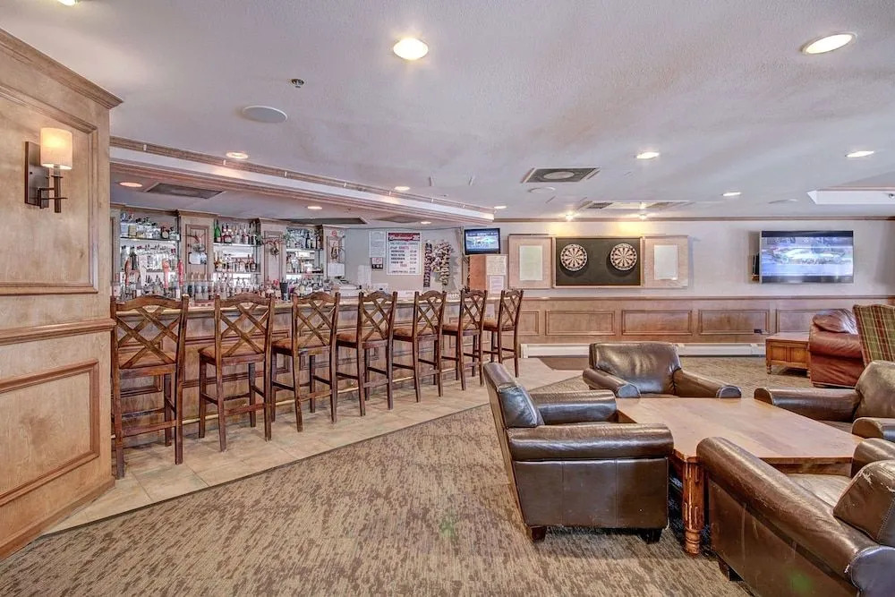 River Mtn Lodge E116C - Studio Condo by RedAwning