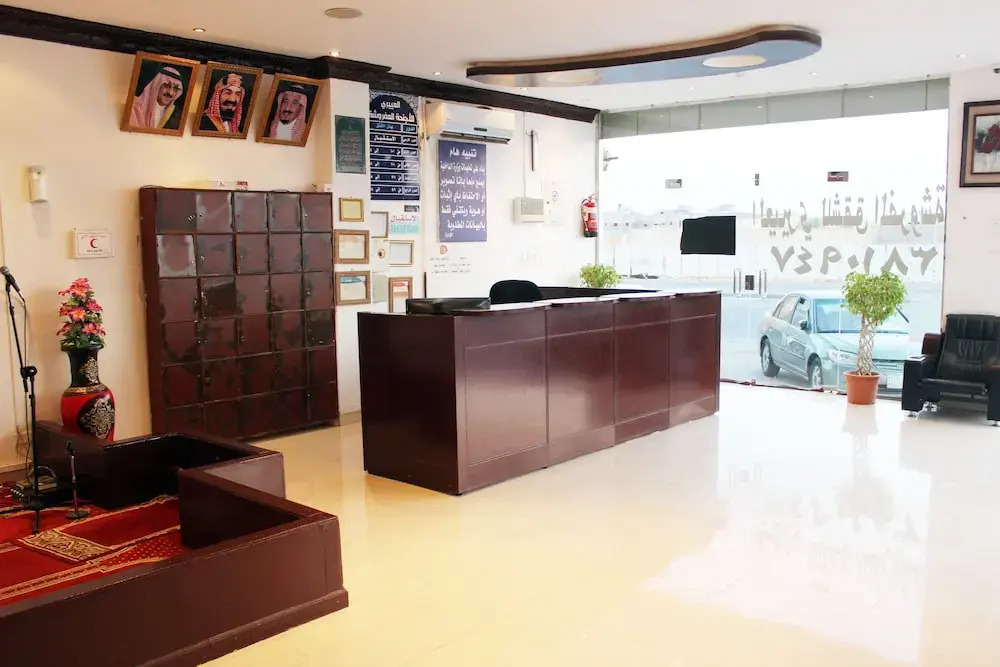 Al Eairy Furnished Apartments Qassim 4