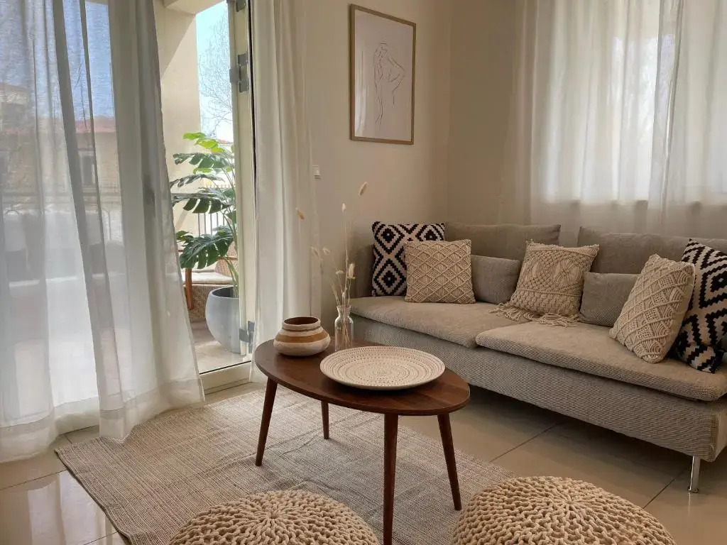 KL SUITES LEFKADA - Feel At home NEW BOHO APARTMENT 400m from beach NIDRI TOWN CENTER