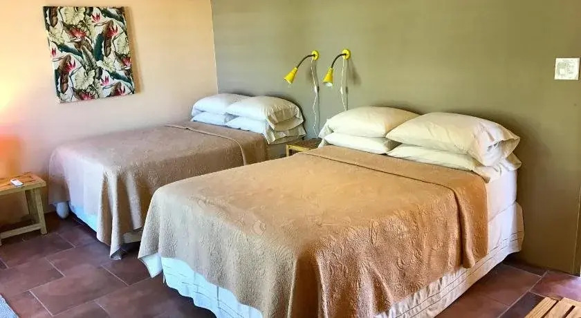 Casa de Amistad Guesthouse