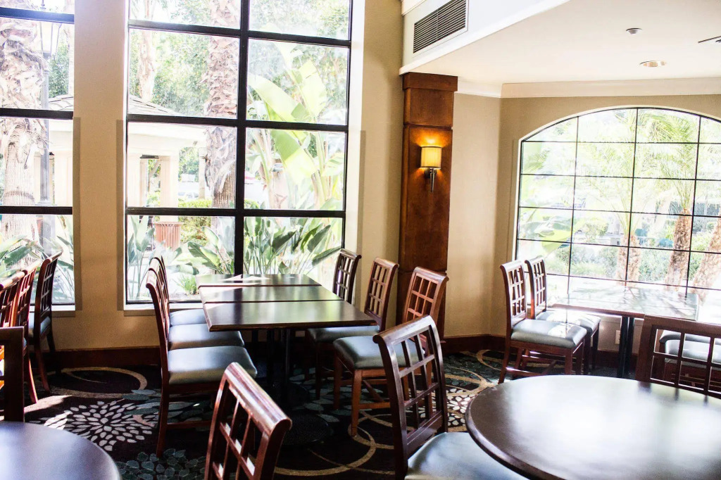 Sonesta ES Suites Anaheim Resort Area