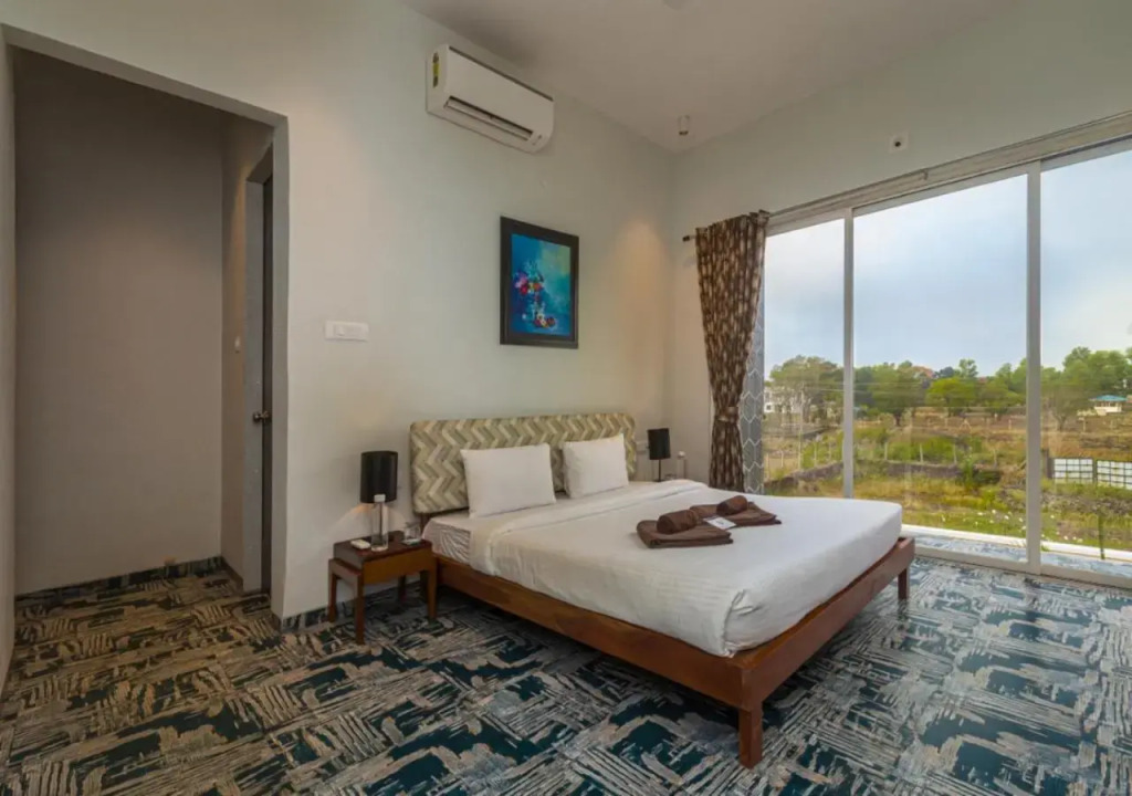 Saffronstays Fred