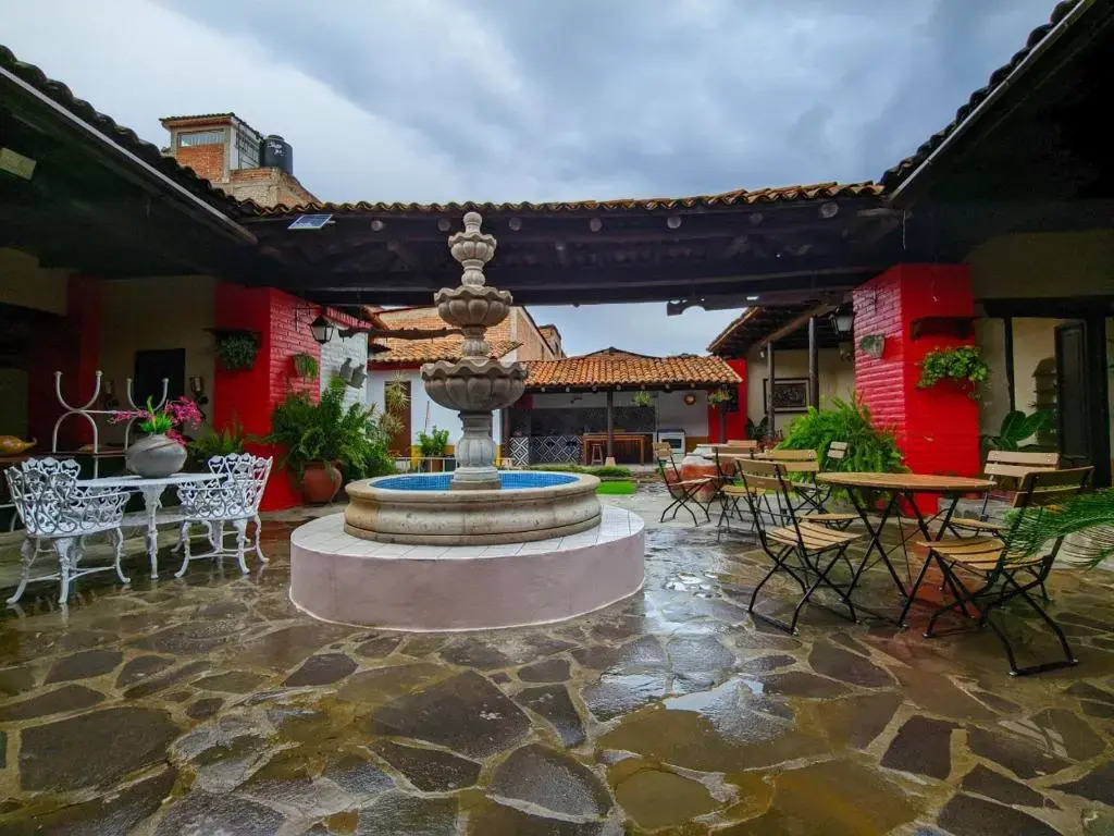Casa Vieja
