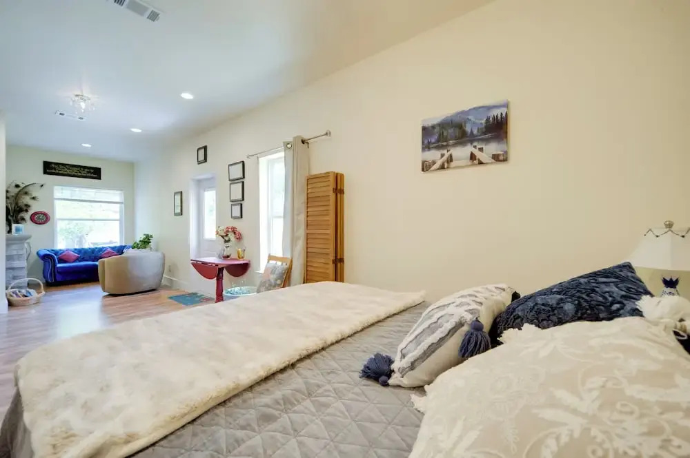 Cozy Casita & Cabana on Lake Marble Falls!