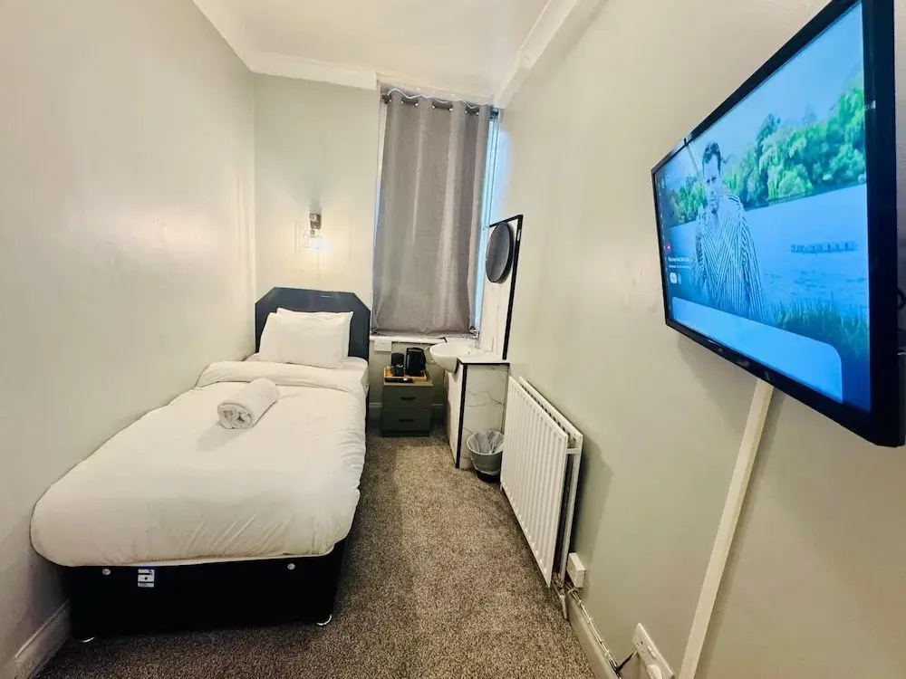 Sachi Hotel