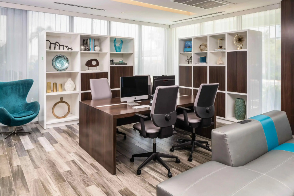 DoubleTree by Hilton Miami North I-95