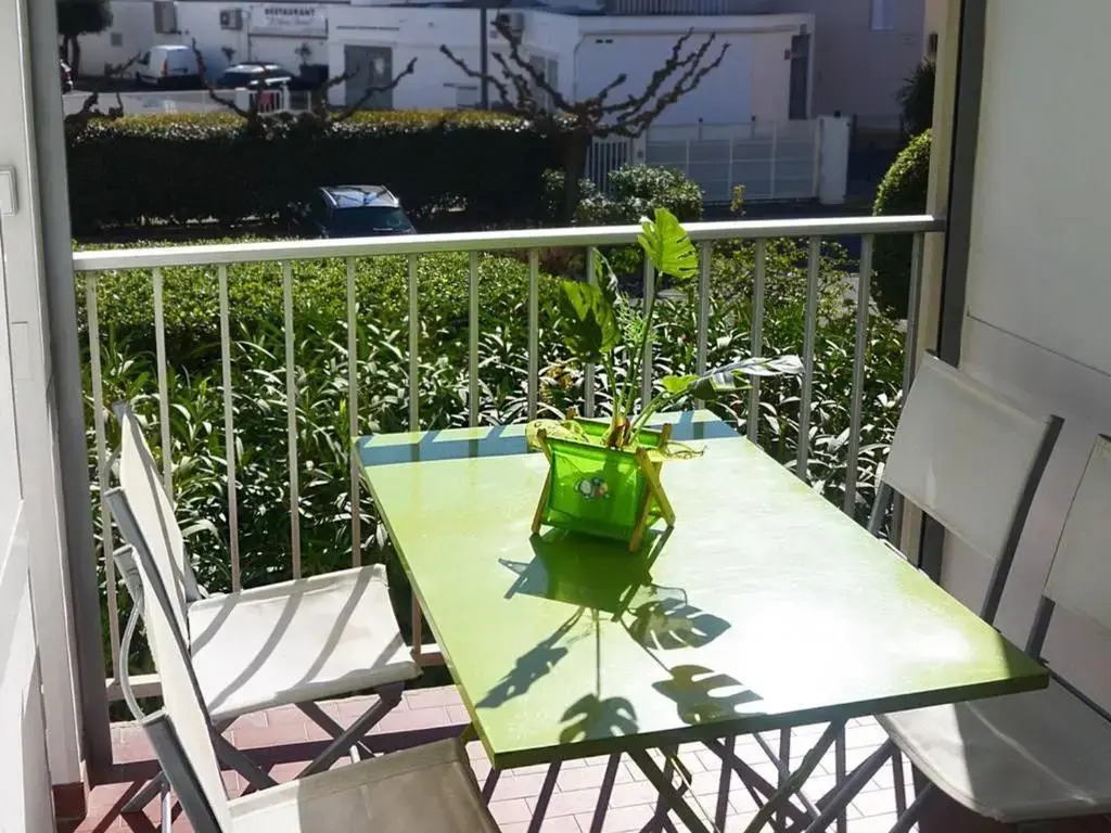 Appartement Cap d'Agde, 1 pièce, 4 personnes - FR-1-607-53
