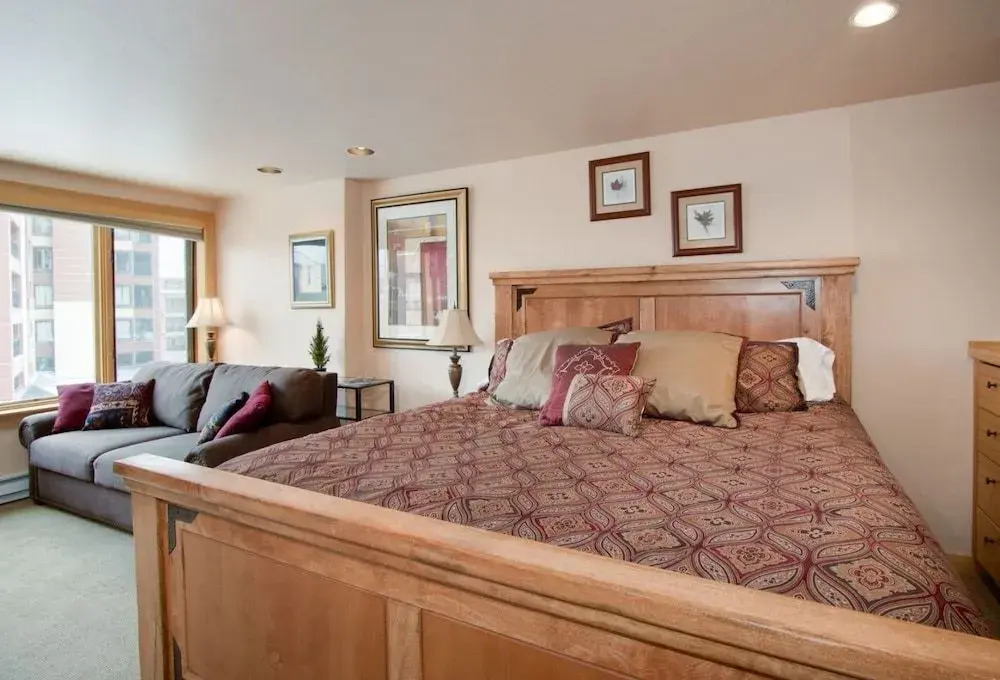 Kennedy Suite Studio