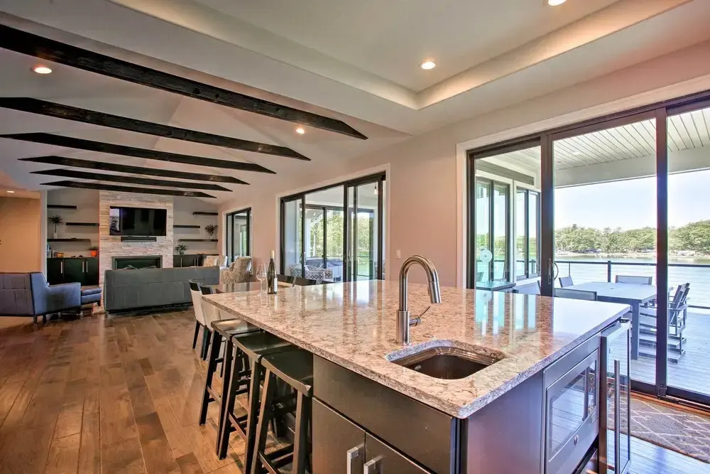 Sunroom + Hot Tub! Waterfront Silver Lake Home