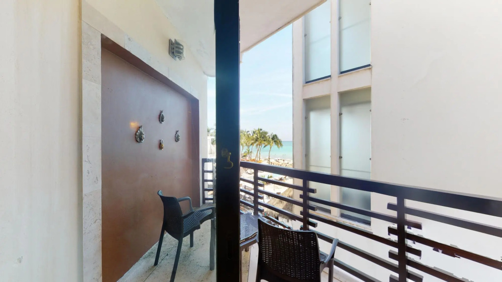Impressive & Peaceful Apartment PDC Swimming Pool & Nice Amenities Near 5th Avenue