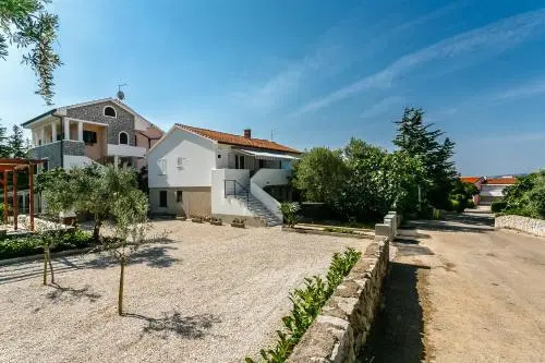 Apartment Zdravko A2