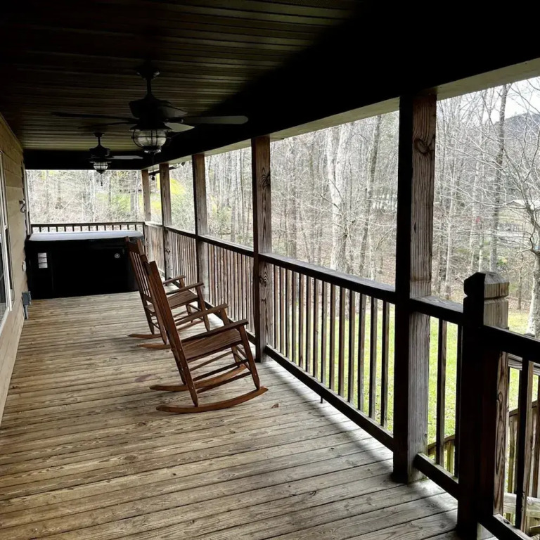 Pet Friendly Fire Pit Movie Theater Pool Sauna