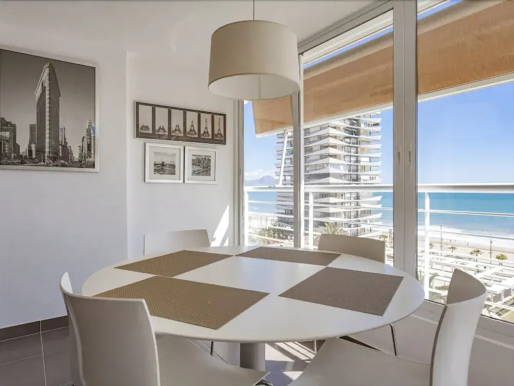 APARTAMENTOS KASA 25 - Sol y Playa
