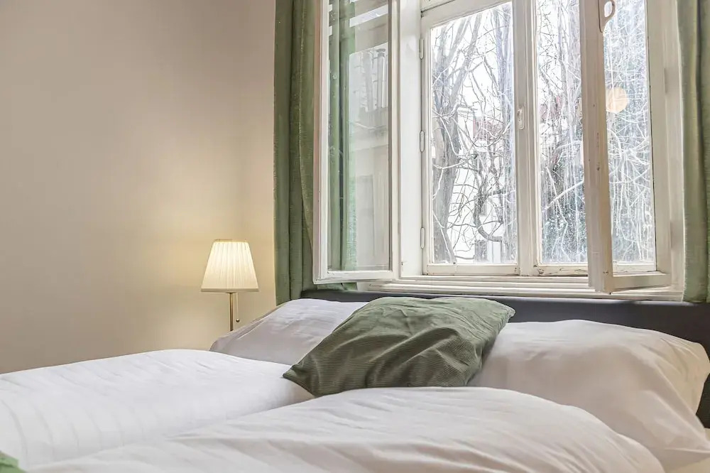 Spacious 4BR Apt Long Stay Friendly