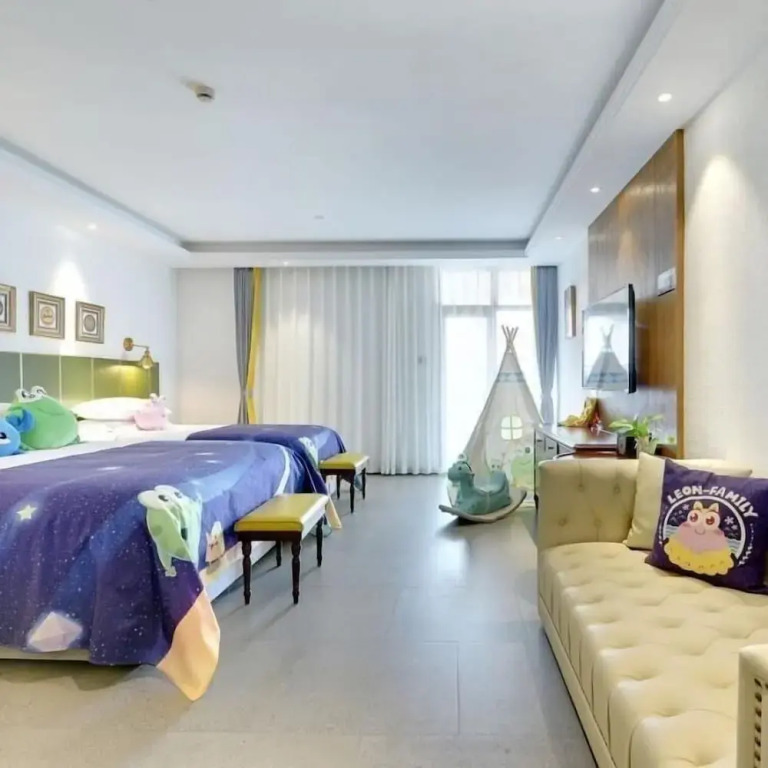 Qiandaohu Jinling Landscape Beer Hot Spring Hotel