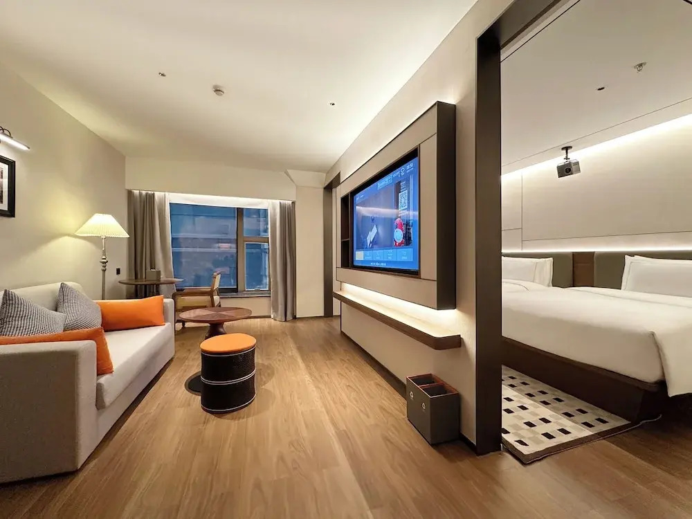 The Bund Hotel