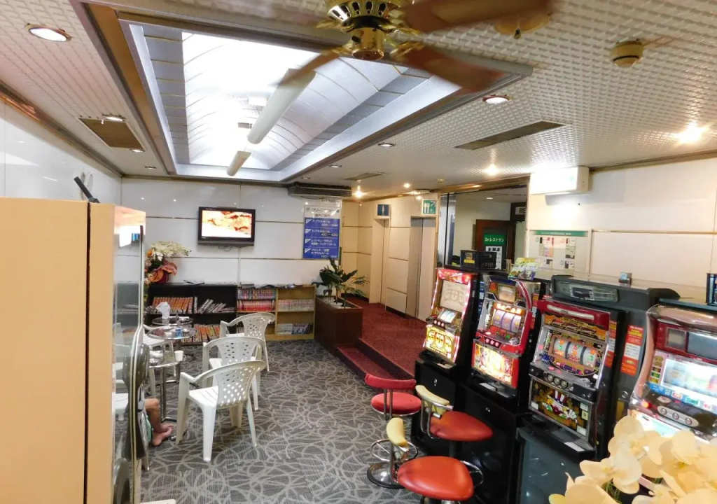 Sauna & Capsule Hotel Greenland Kokura (Male Only)