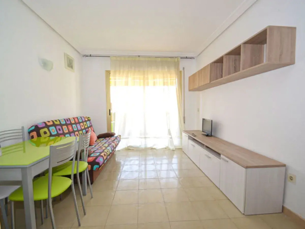 Apartment Albeniz La Pineda