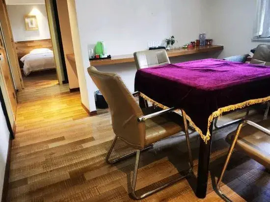 Lingxiu Hotel