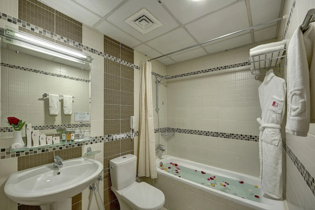 Rose Garden Hotel Apartments - Al Barsha, Near Metro Station