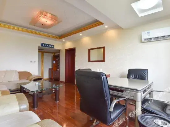 Xinghualou Business Hotel