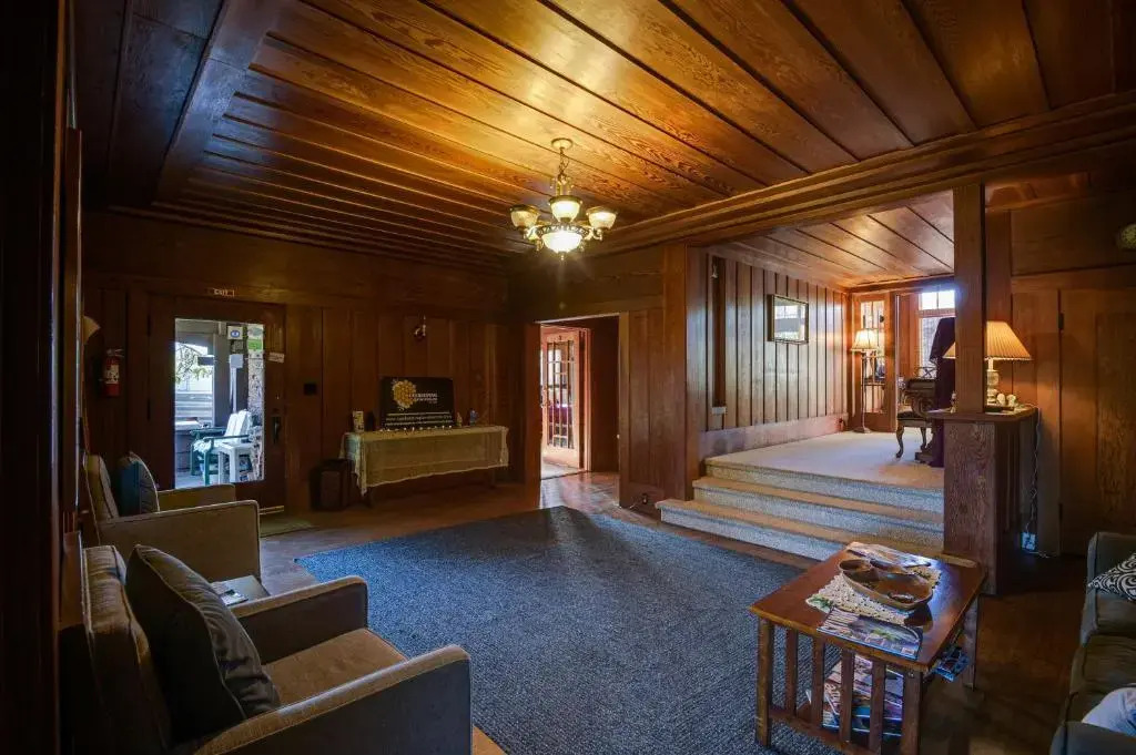 The Captains Quarters