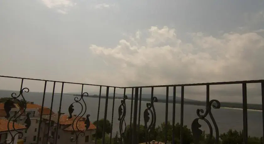 Salena Plaza Hotel