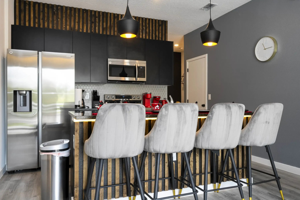 Marvelous 3Bd Close to Disney w Gameroom at The Hub 3409