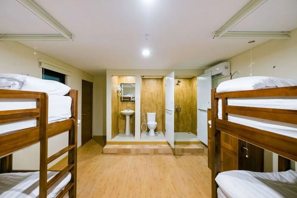 Caroline Hostel