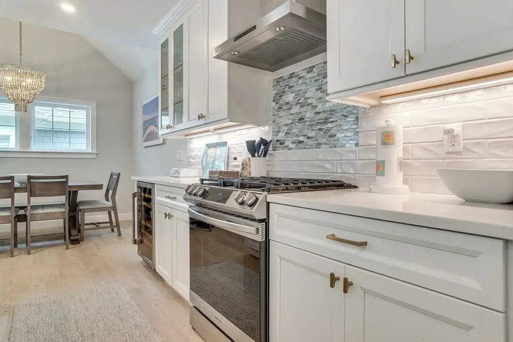 2 Mi to Public Beach! Cape Cod Gem w/ Fire Pit