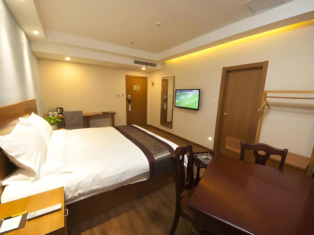 GreenTree Inn TaiZhou JingJiang ZhongZhou Road Sunshine International Business Hotel