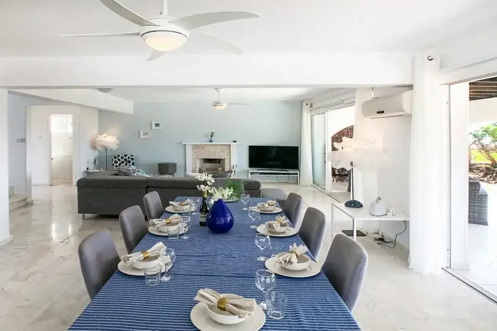 Villa Searay