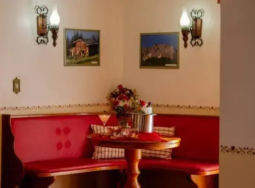 Hotel Tirol