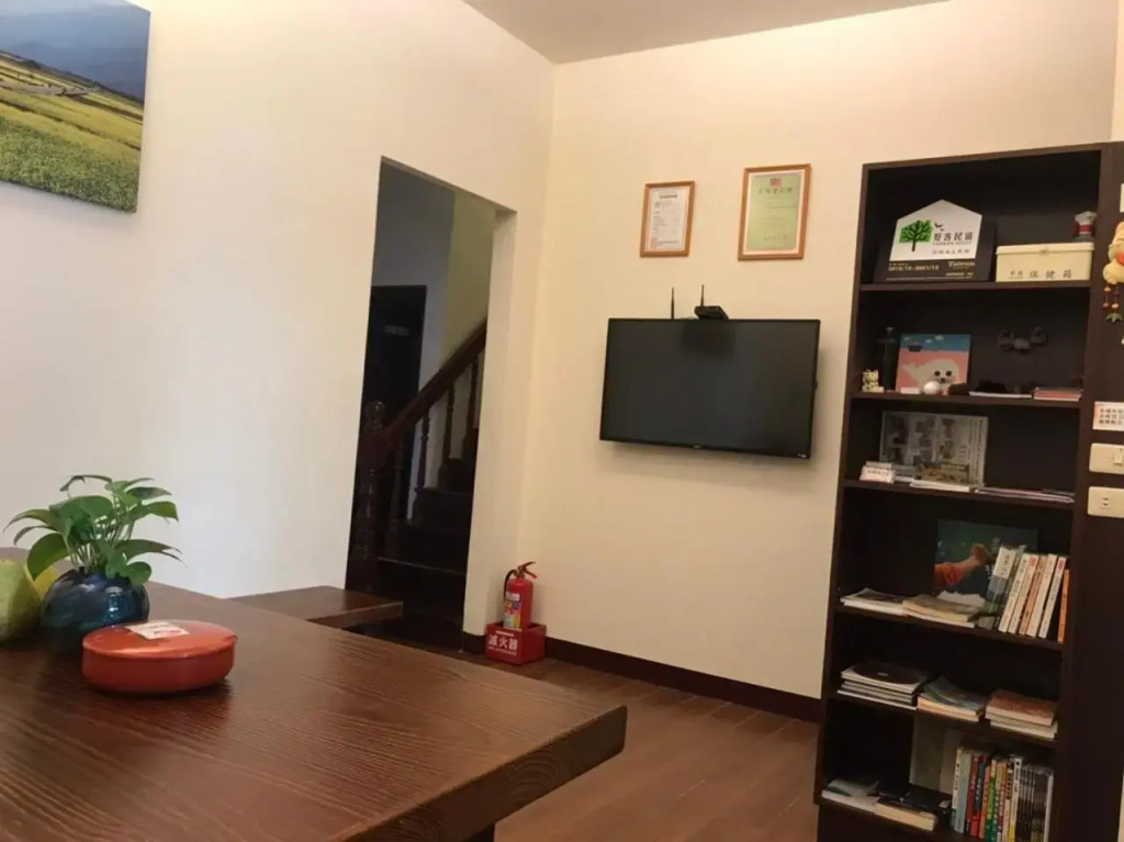 Flower Homestay