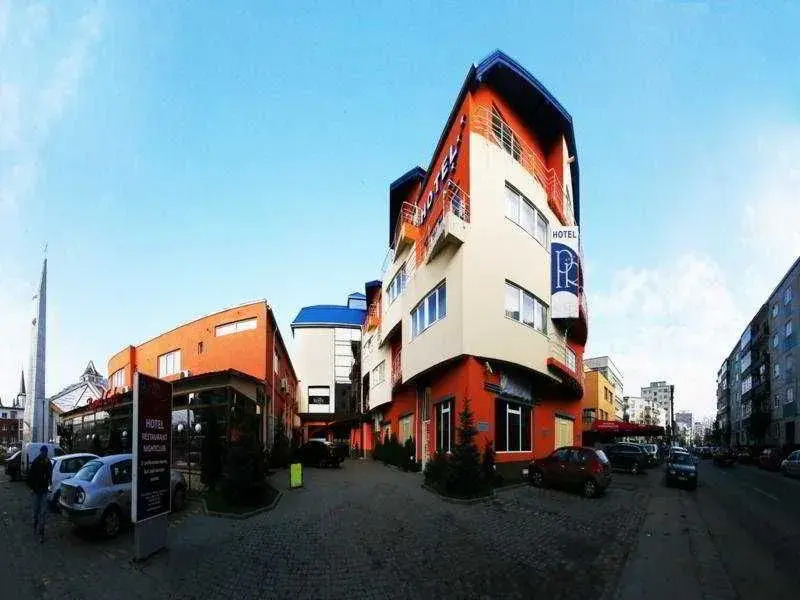 Premier Hotel