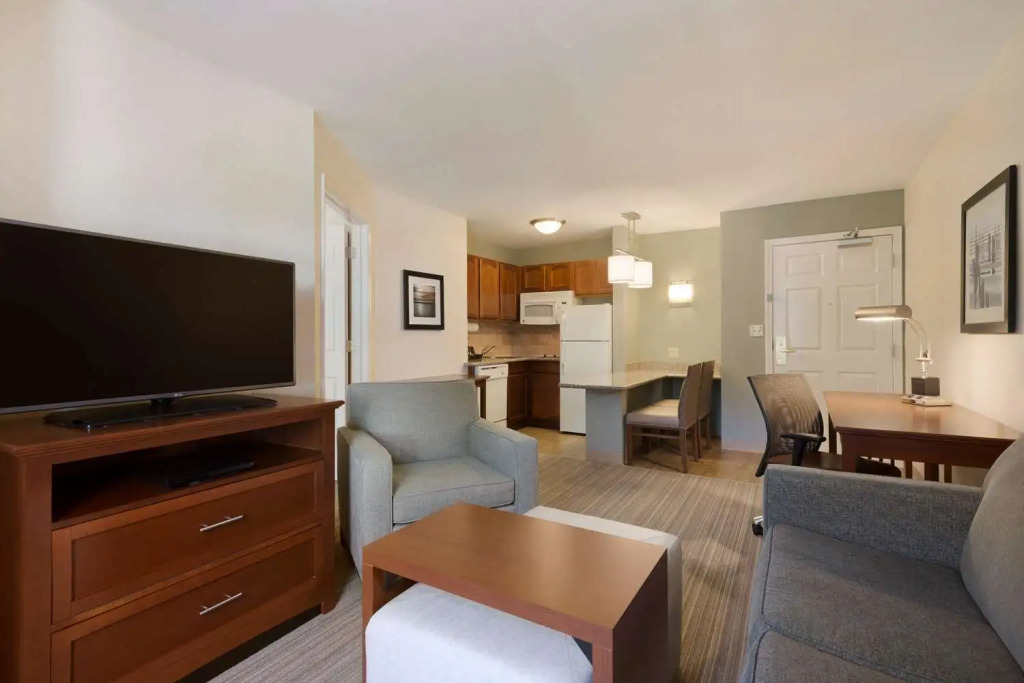 Homewood Suites Jacksonville Deerwood Park