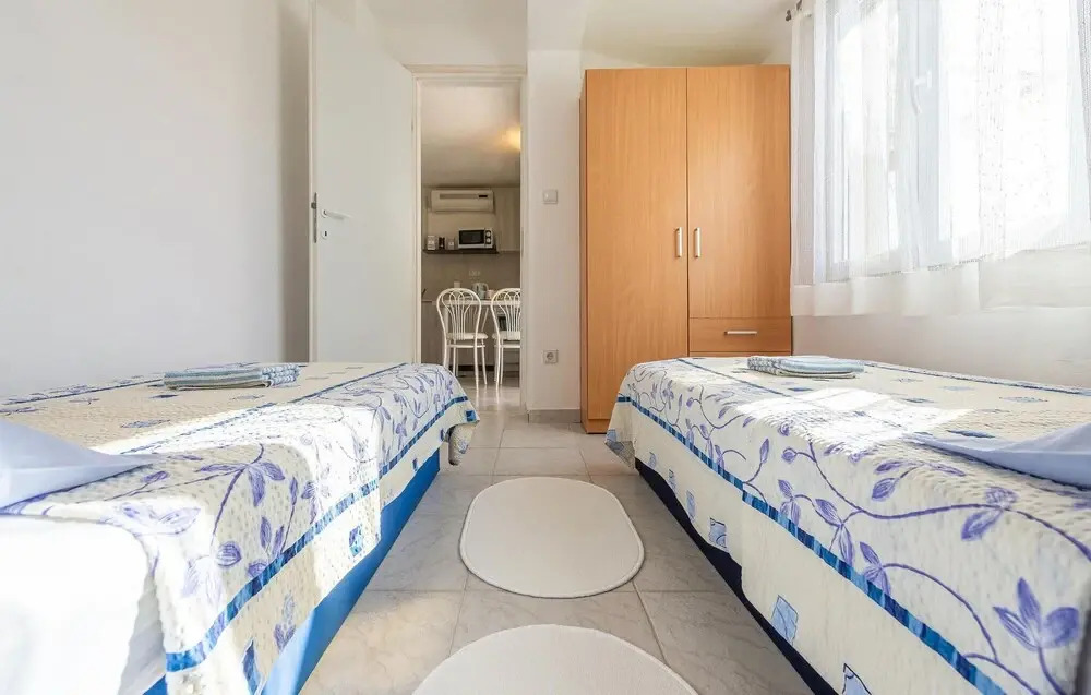 Awesome Apartment in Vir With 2 Bedrooms and Wifi