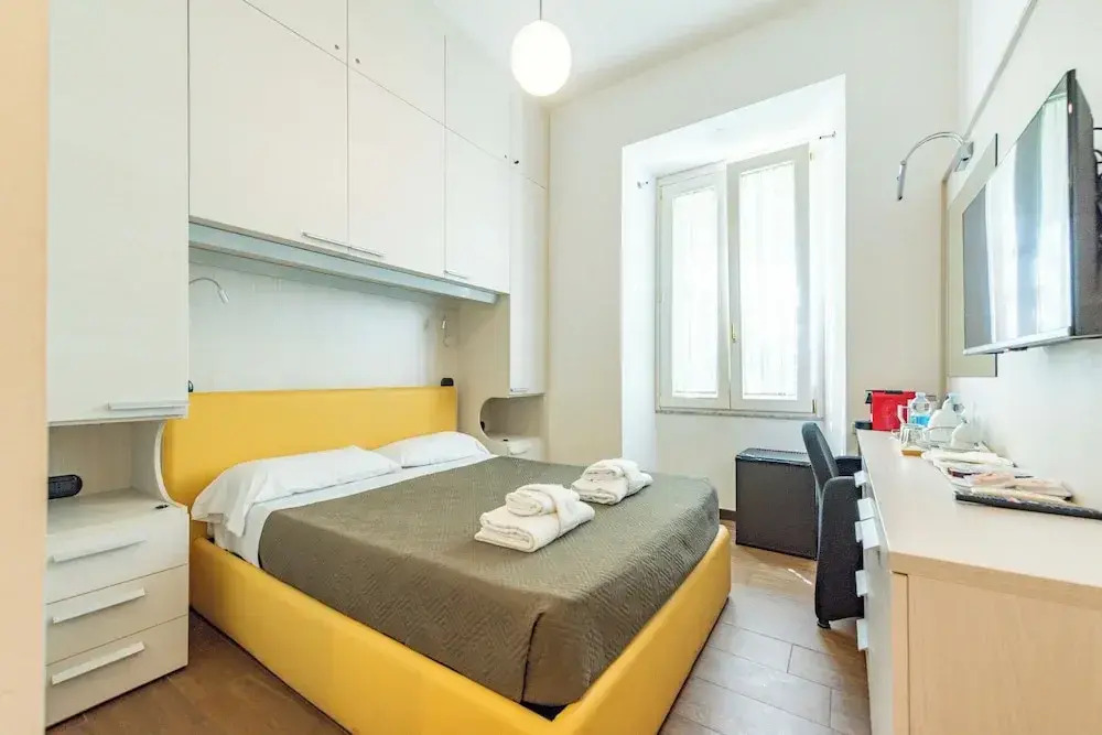 ANDENIS TIBER HOUSE