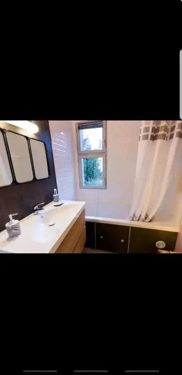 Cosy T3, accès direct parcs et plan d'eau, 2 chambres, TV NETFLIX