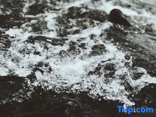 Yunshui Ruyi Travel And DL Tulou Culture B&B
