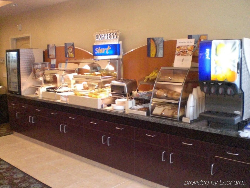 Holiday Inn Express & Suites Clovis Fresno Area by IHG
