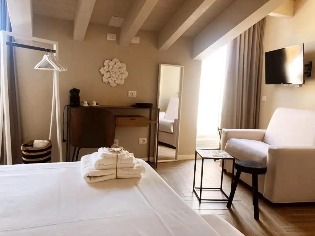 Gatto Bianco Rooms 42