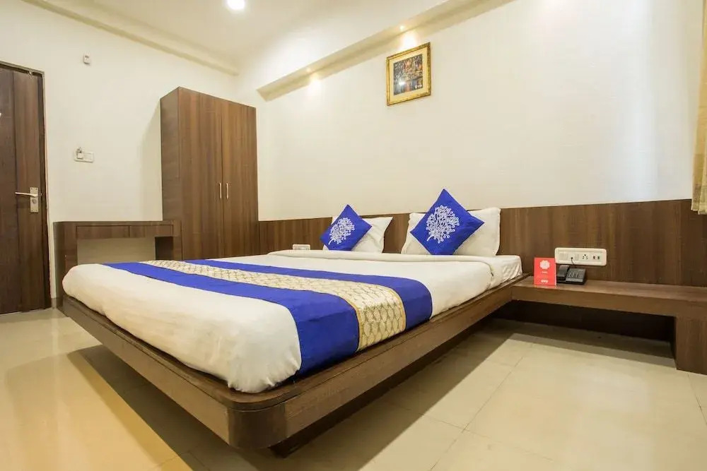 OYO 7421 Hotel Relex