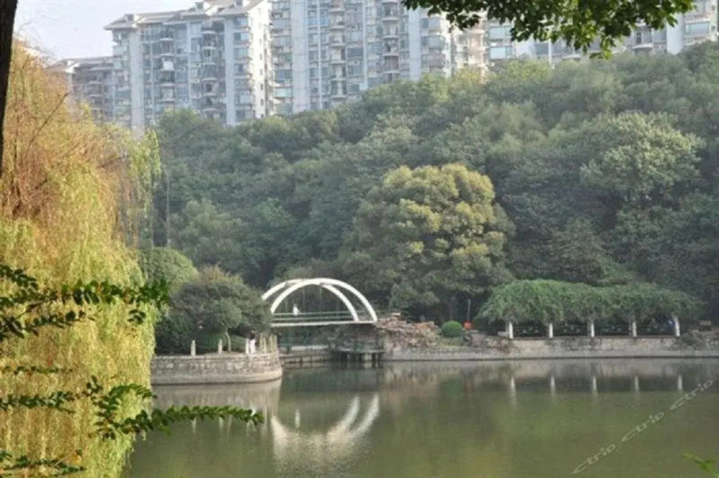 Quanjiayuan Hotel