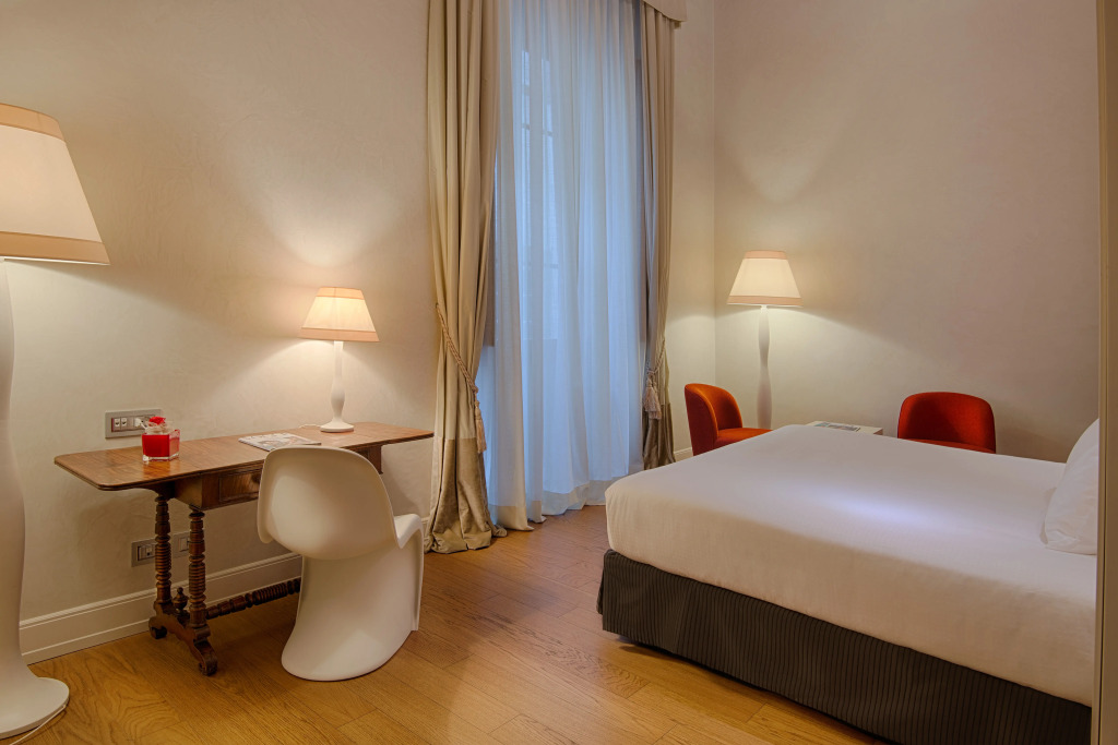 Porta Rossa Hotel Firenze, Colbert Collection